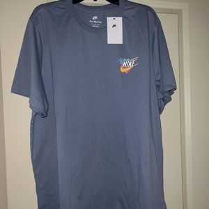 Nike T-Shirt